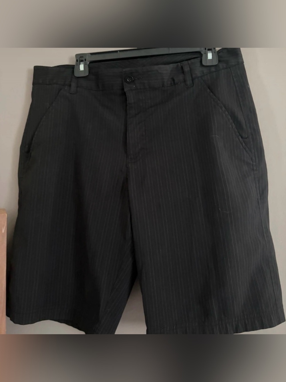 Fila Men's Black Pinstripe Golf Shorts Size 34